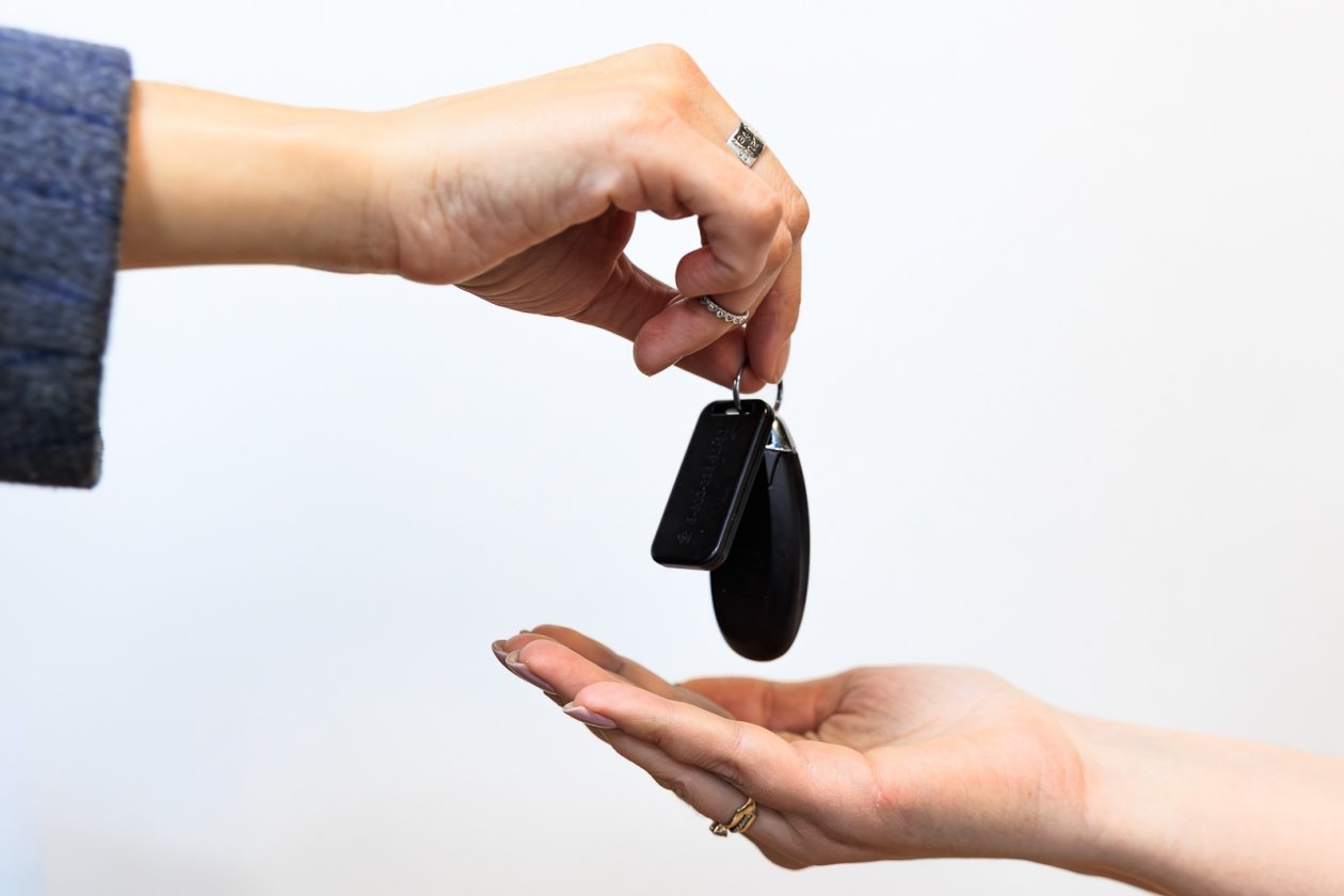 Автомобиль за счёт государства: кому и как его получить Яна Гайдук, ИА PrimaMedia