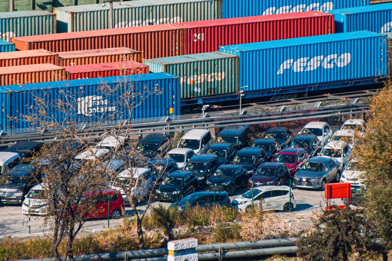 Порт, порт морской, кран, контейнер, погрузка, разгрузка, машины, автомобиль Илья Аверьянов, ИА PrimaMedia