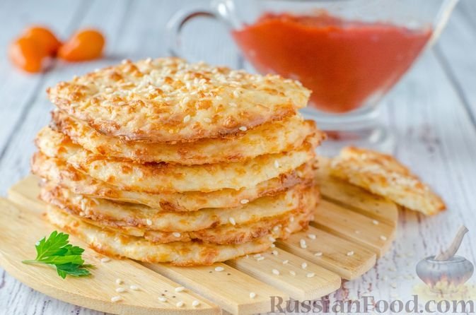 Тонкие, сочные, ароматные: сырные лепёшки на кефире со сметаной - вмиг исчезнут со стола russianfood.com