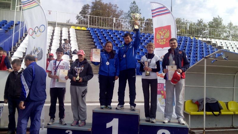 Якутские лучники завоевали первое место в парной стрельбе на Кубке России Степанида Артахинова