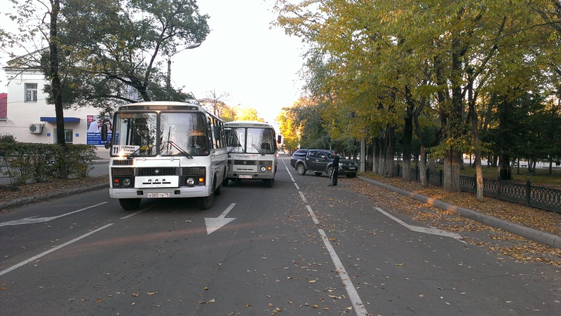 Столкновение на ул. Горького, Фото с места события из других источников