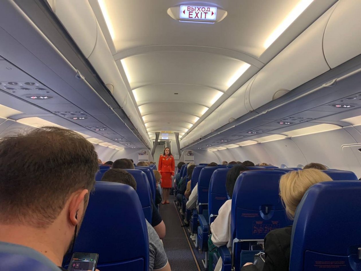 Вылетевший в Сочи самолет вернулся обратно в Красноярск ИА Stavropol.Media