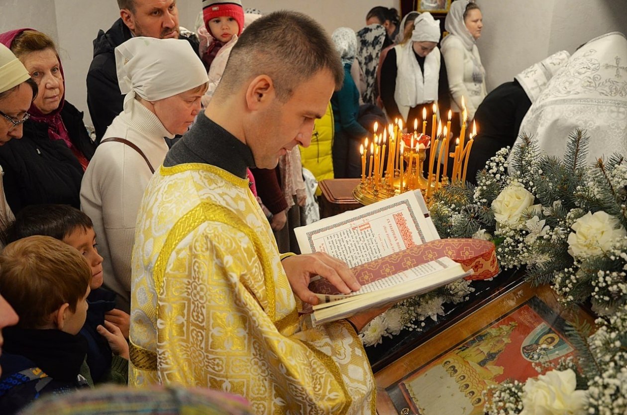 Молебен прошел в храме Симферополя Крымская митрополия