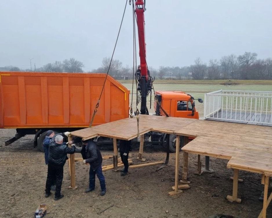 Одну из первых на Ставрополье купелей начали устанавливать в Георгиевске Telegram-канал (18+) Андрея Зайцева