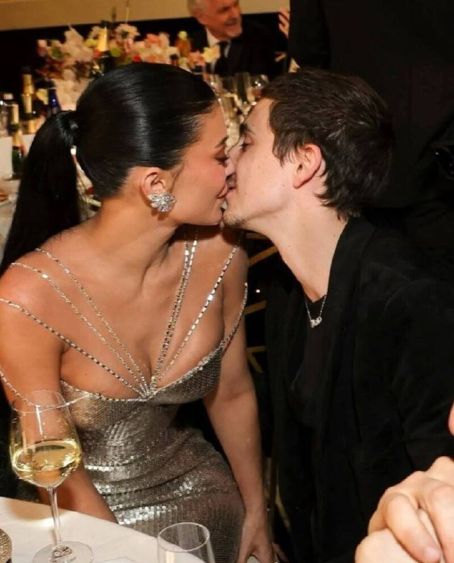 Золотой глобус