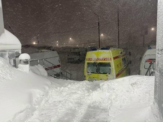 Работа скорой в условиях мощного циклона на Камчатке Минздрав Камчатки