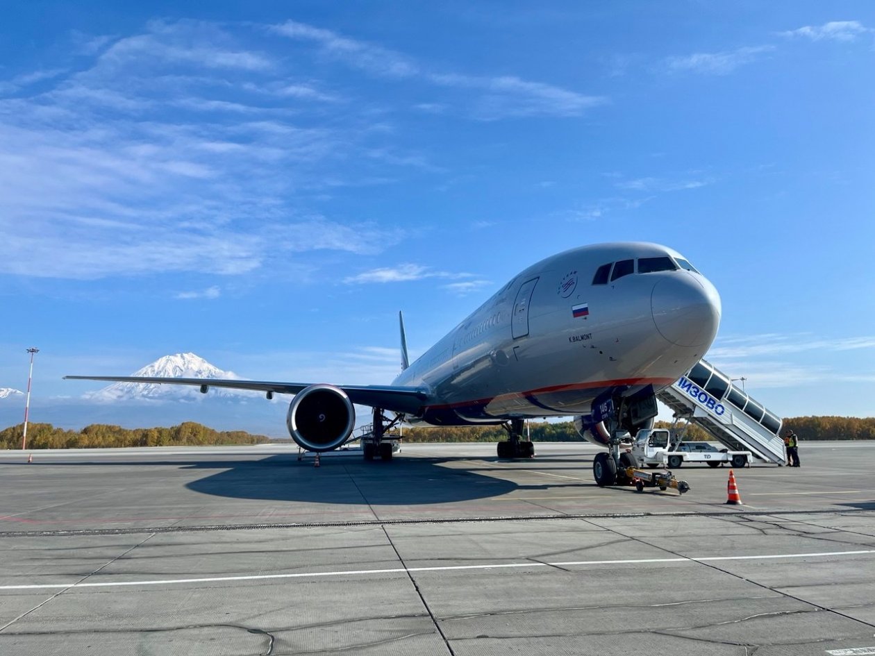 Самолёт в аэропорту ИА KamchatkaMedia