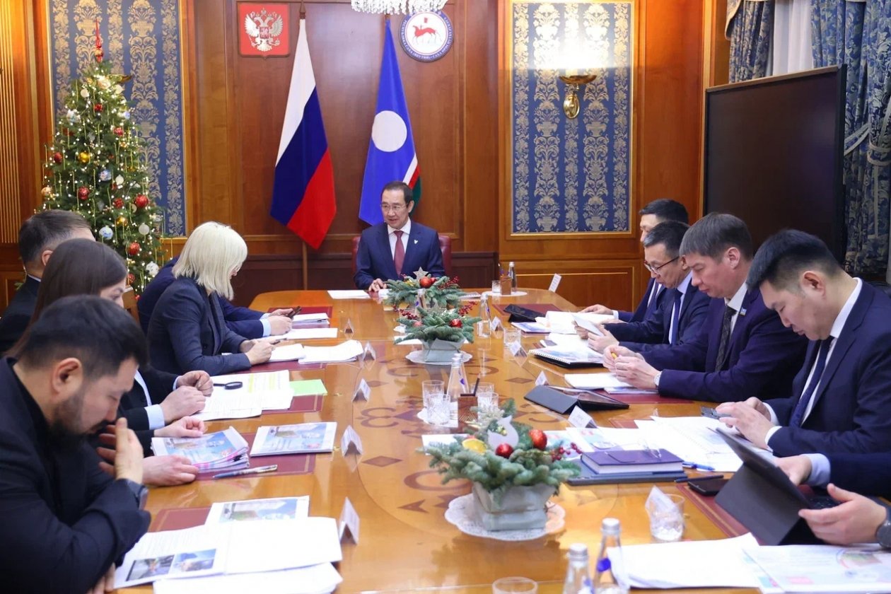 Глава Якутии поручил ускорить строительство в микрорайоне &quotСпортивный&quot Андрей Сорокин