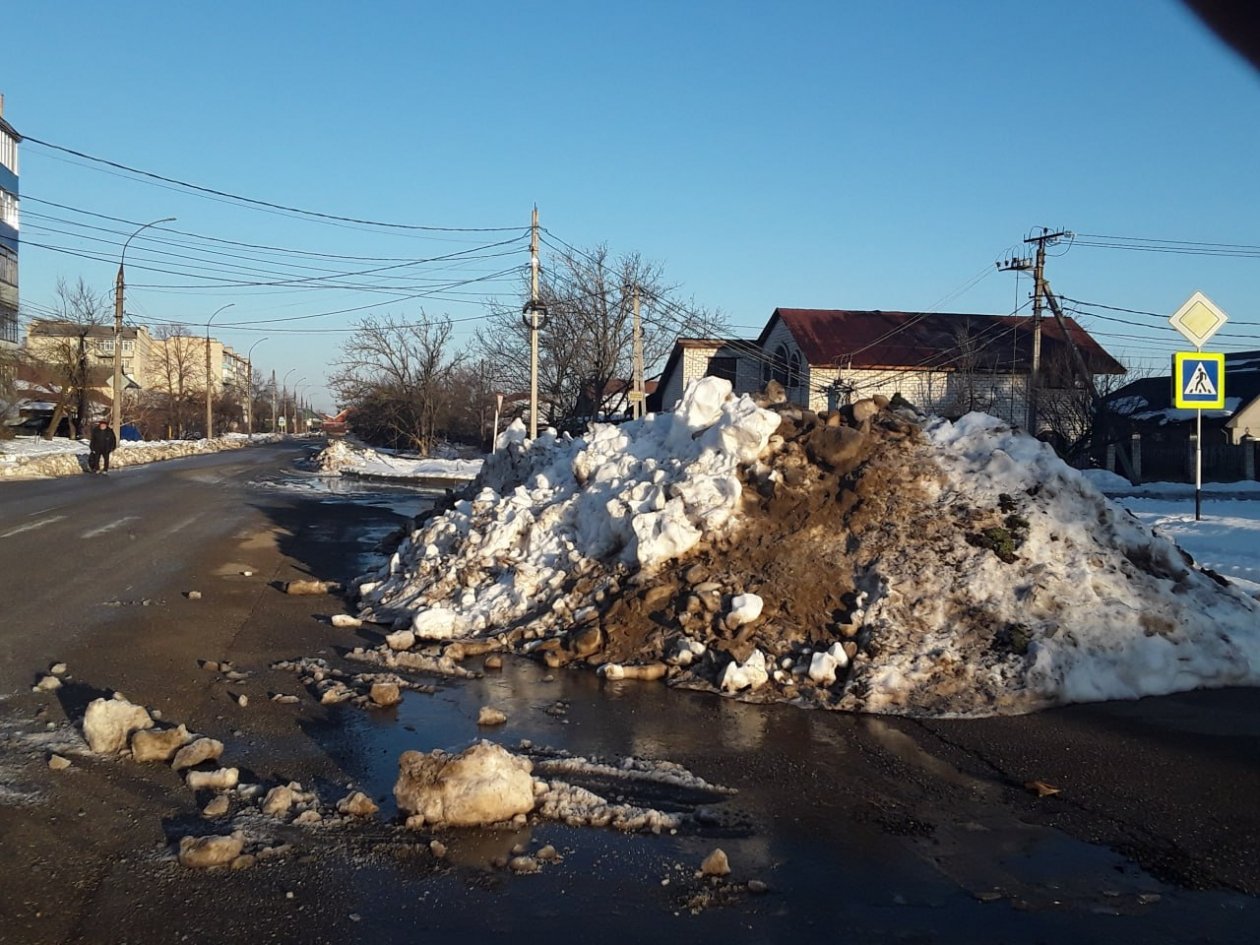 Инспекторы ГАИ Кубани штрафуют местную администрацию за снег на дорогах Пресс-служба ГАИ Краснодарского края