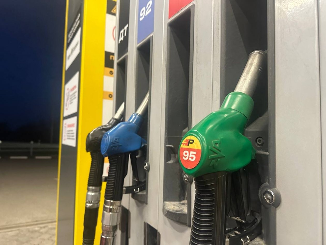 Бензин в России снова подорожал: цены установили исторический максимум ИА SevastopolMedia