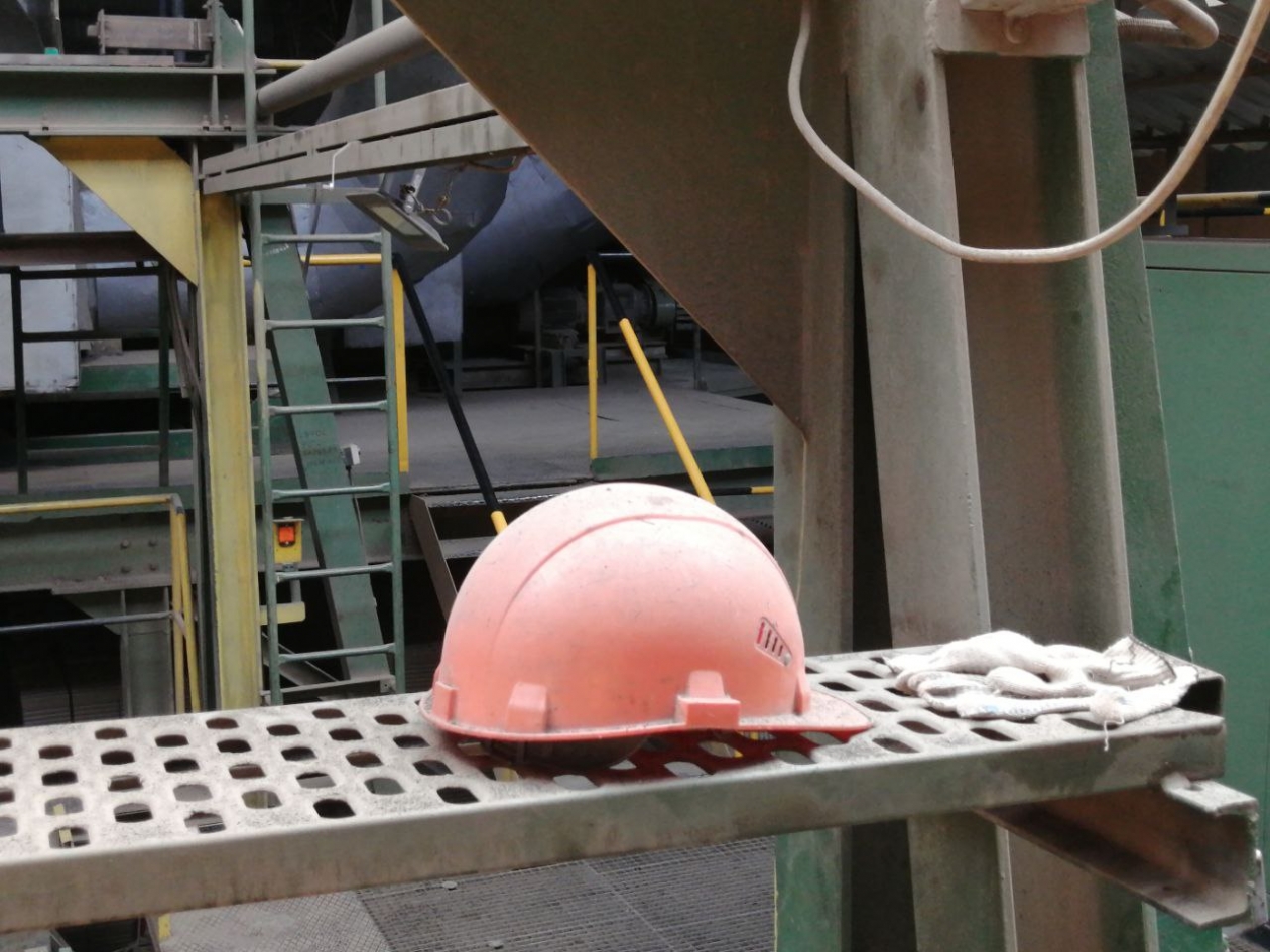 Каска, завод, строительство Анета  Абрамченко, ИА ChitaMedia