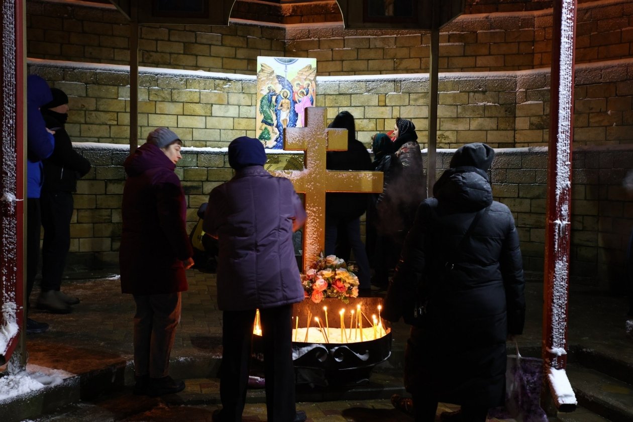 Фаер-шоу и купели с минералкой: программа крещенских купаний в Ессентуках ИА Stavropol.Media