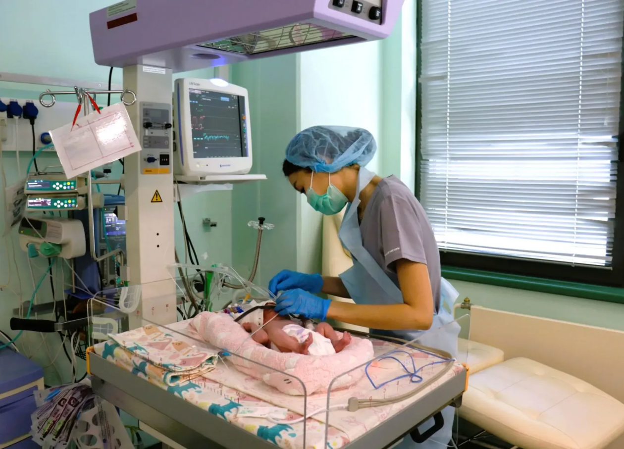 Более 430 единиц современного медицинского оборудования поступило в Якутию Минздрав РС (Я)