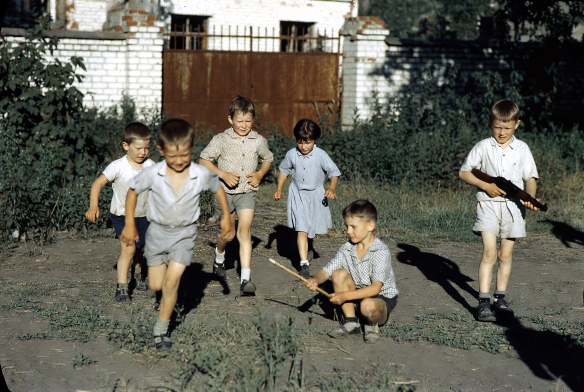 Тематическое фото Сгенерировано QwenChat (18+)