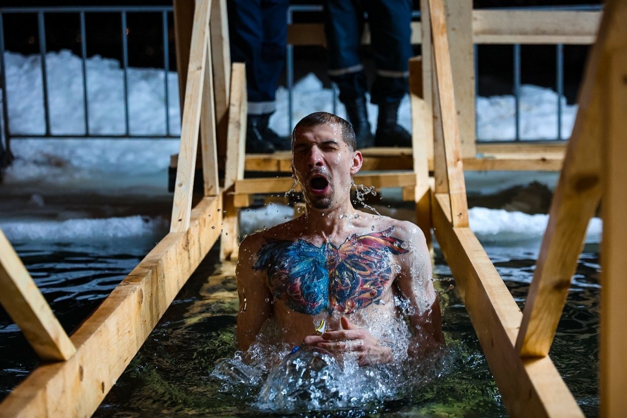 Крещенские купания в 2025 году ИА PrimaMedia