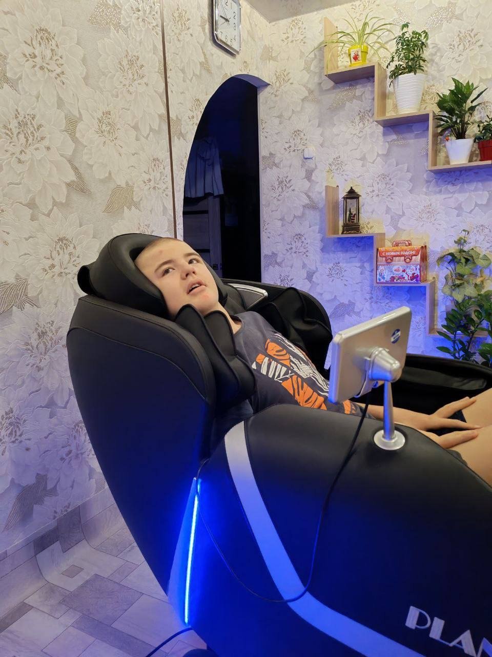 массажное кресло для забацкальца пресс-службы правительства края