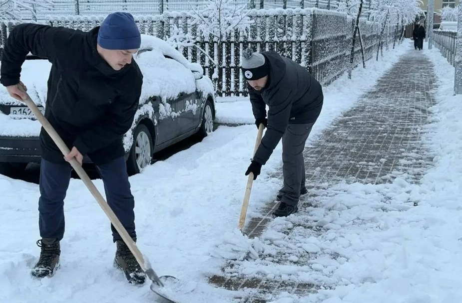 Новороссийск пережил рекордный снегопад t.me/kravchenko_glava_nvrsk