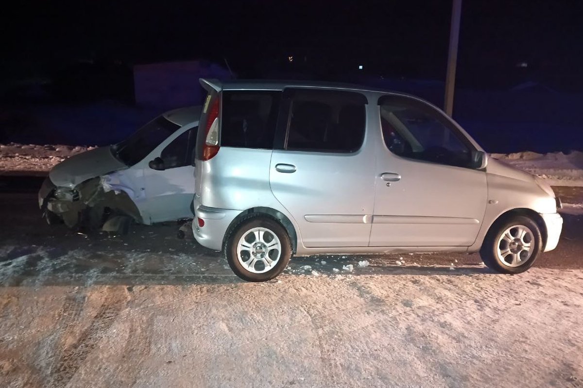 Двое детей получили ушибы в ДТП с тремя машинами в Бурятии ГИБДД по Бурятии