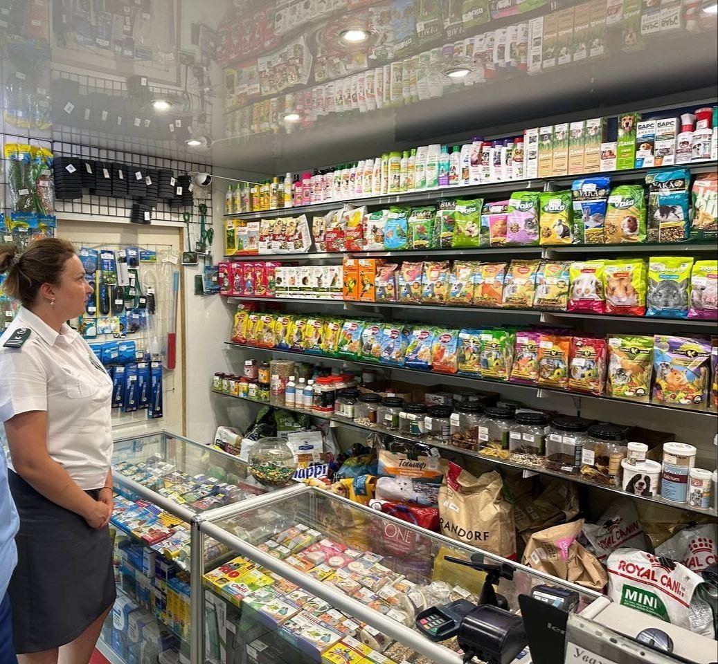 Инспекторы проверяли ветаптеки и ветмагазины Азово-Черноморское МУ Россельхознадзора