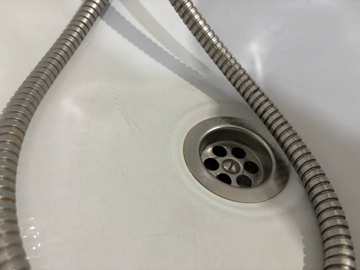 Даже сифон не нужно снимать: как через слив пробить засор - действенный способ ИА KrasnodarMedia