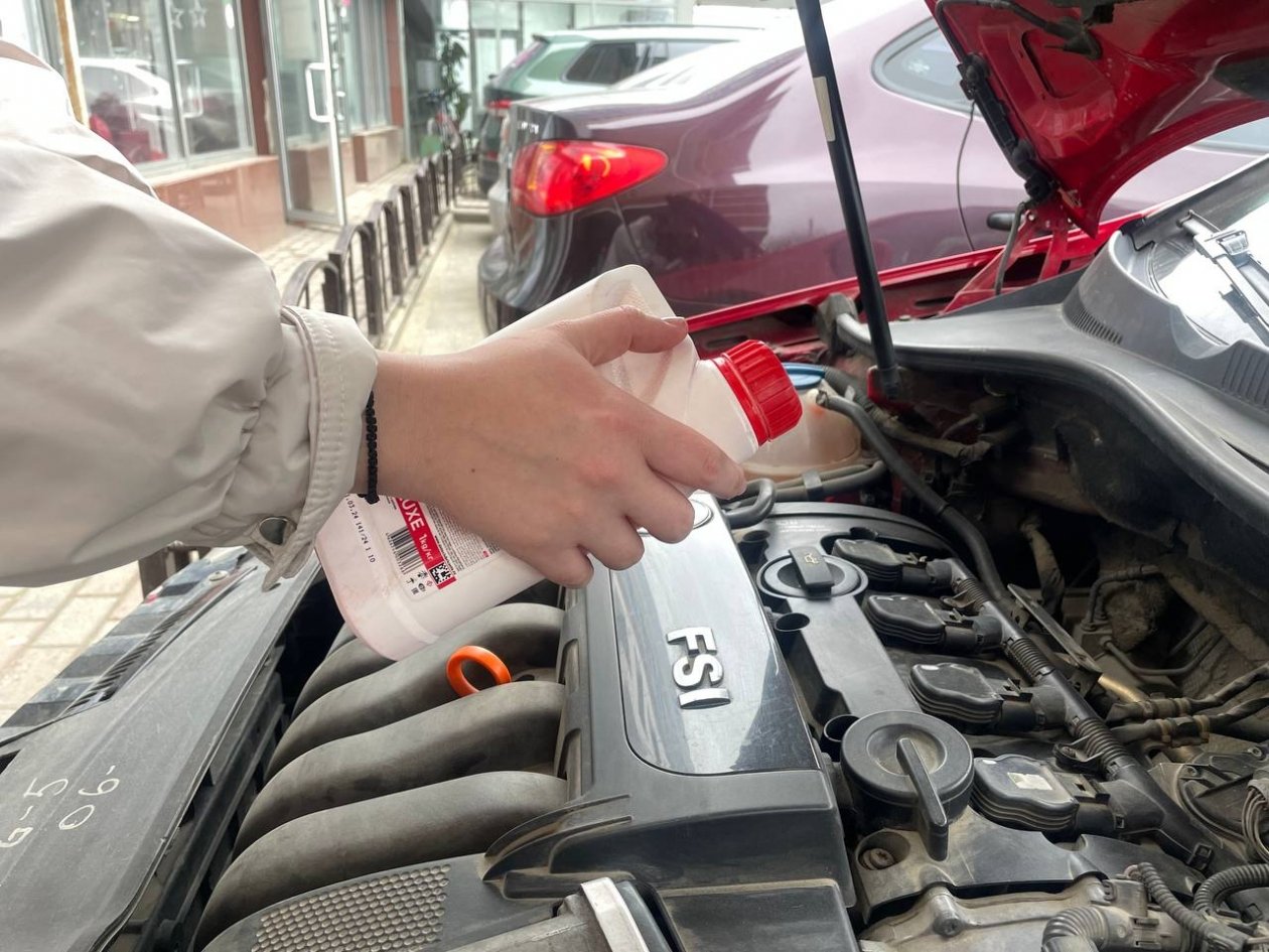 Что будет, если залить растительное масло вместо моторного: объясняет механик ИА KrasnodarMedia