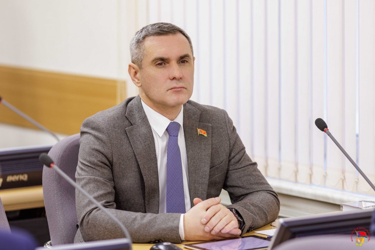 Тематическое фото Дума Магаданской области