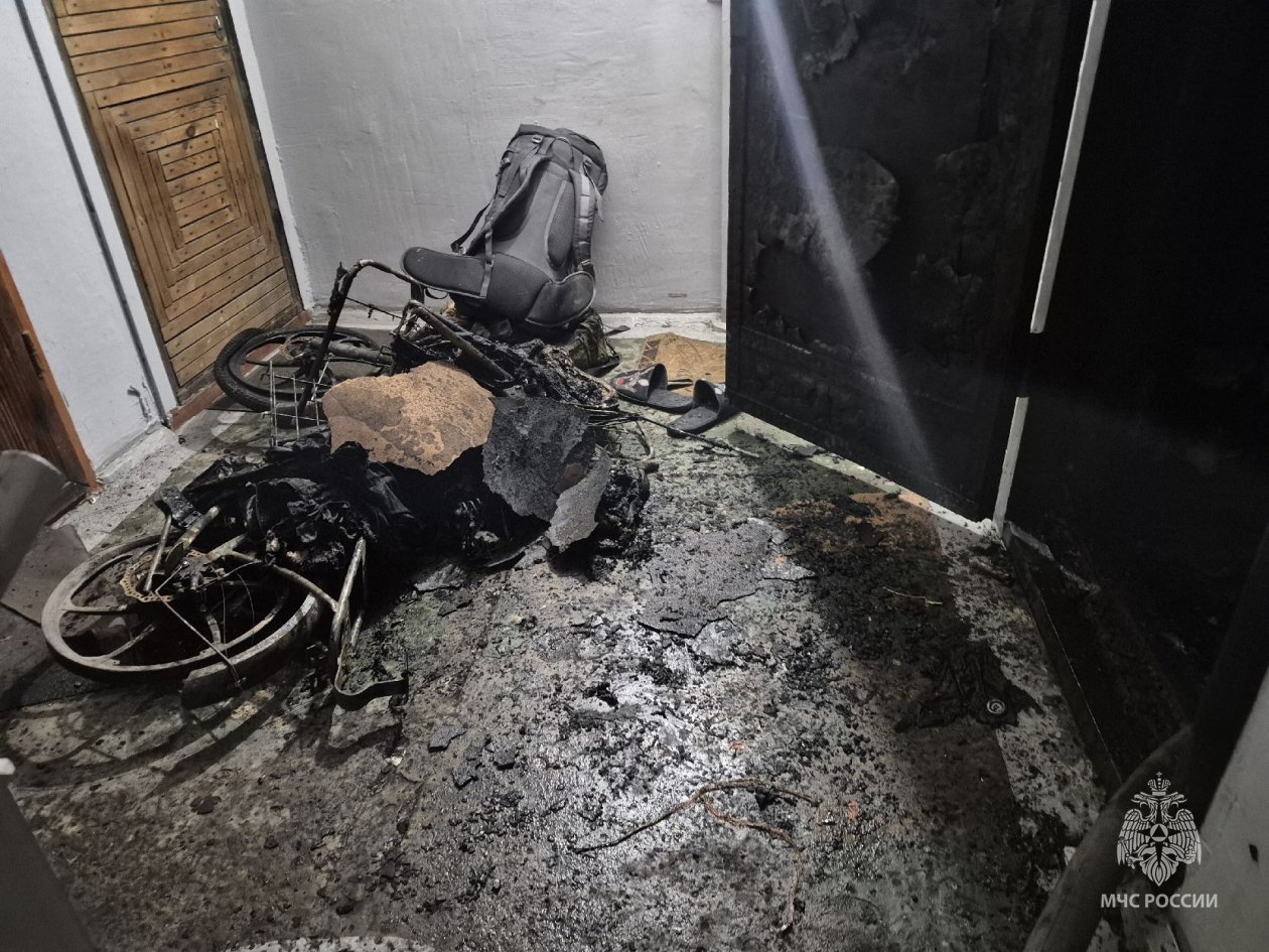 Сгоревшая батарея пресс-службы ГУ МЧС по Забайкалью