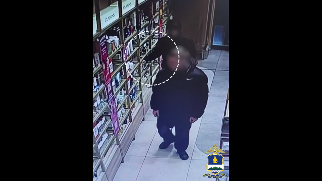 В Улан-Удэ школьник перед Новым годом обокрал парфюмерный магазин МВД по Бурятии