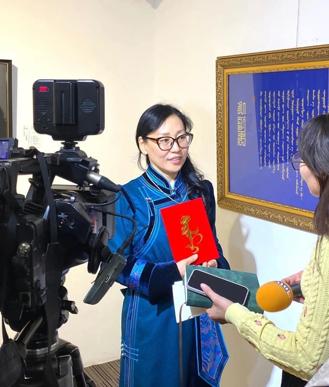 Преподаватель из Бурятии стала одним из лучших конкурсе каллиграфии в Монголии пресс-служба правительства Бурятии