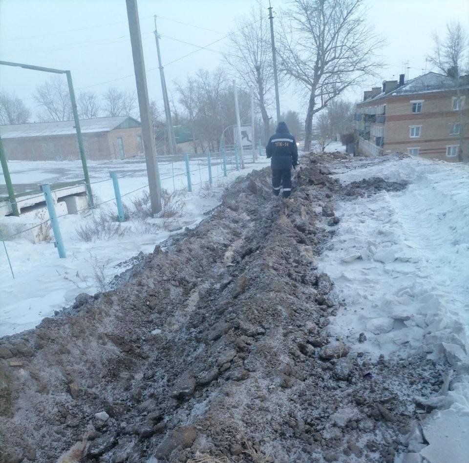 Авария на водоводе тг-канал (18+) администрации Борзинского МО