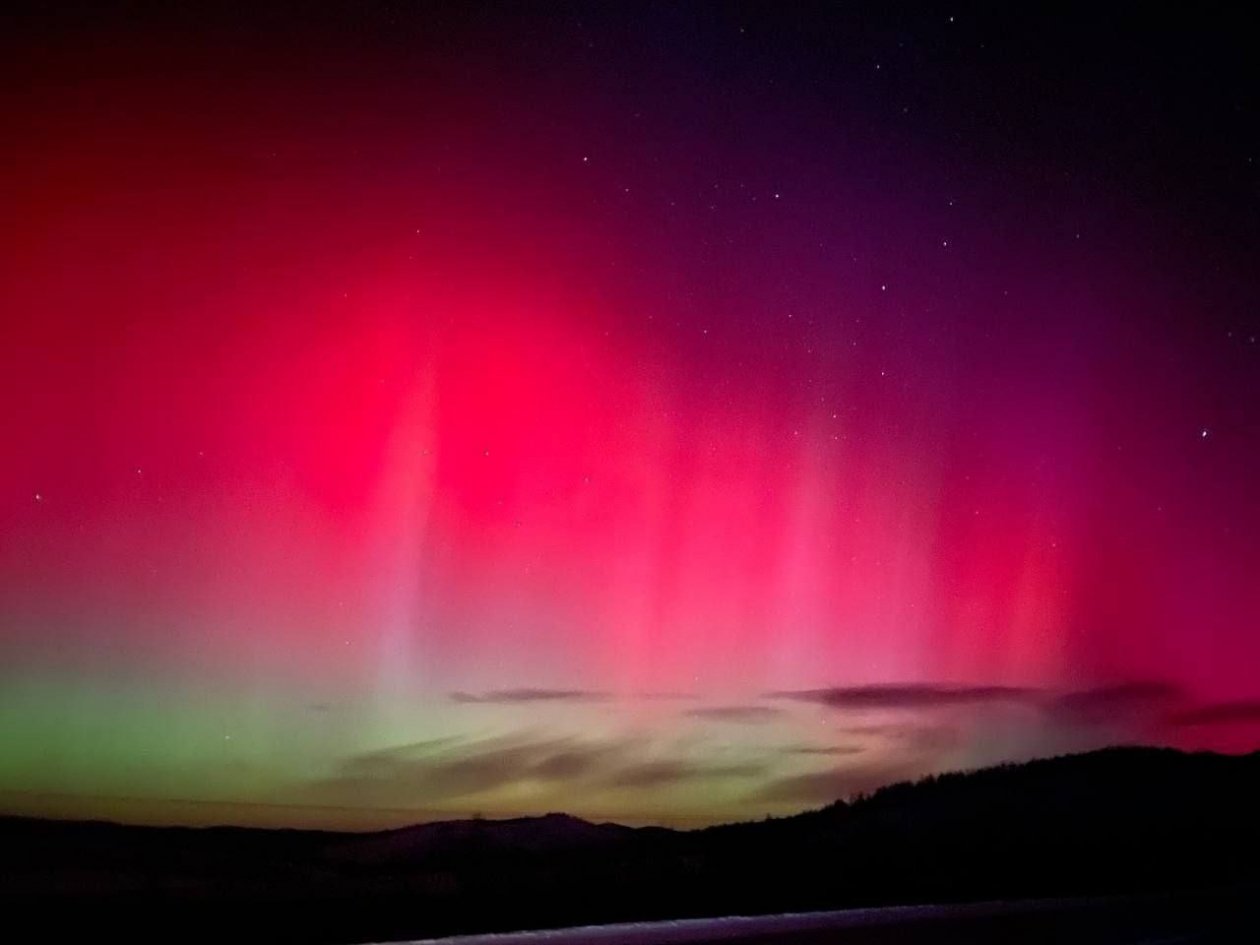 Жители Иркутской области и Бурятии засняли полярное сияние тг-канал &quotИркутский астроном&quot (18+)