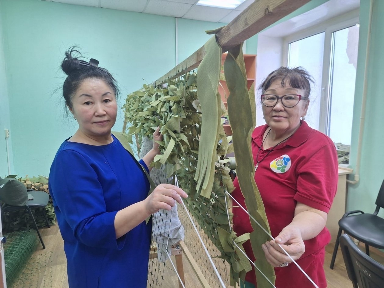 &quotОткопал и высушил Чебурашку&quot: волонтер из Якутии рассказала о талисманах на СВО YakutiaMedia