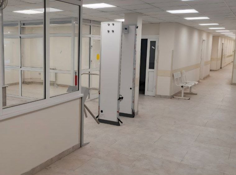 Подрядчик едва не сорвал капремонт поликлиники в Чунском районе Пресс-служба прокуратуры Иркутской области