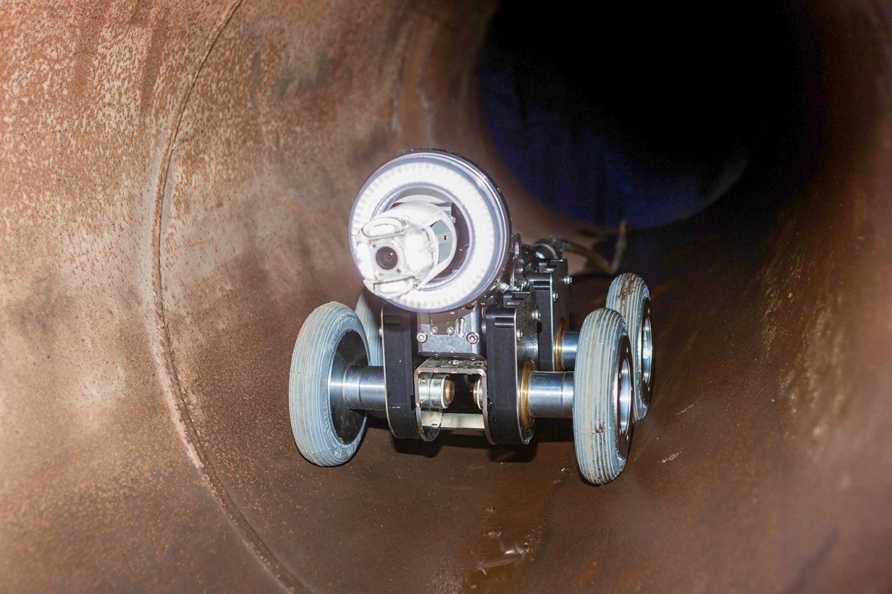 В Москве активно используют роботов для проверки труб https://www.mos.ru