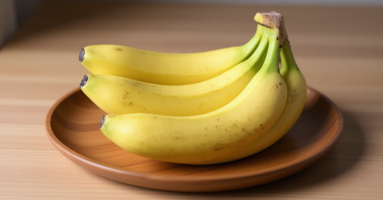 Всю зиму собираю банановую кожуру — и весной рассада растет как на дрожжах: забыла о покупных удобрениях Qwen