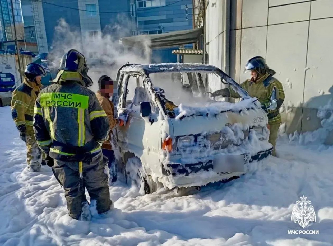Огнеборцы ликвидировали возгорание грузовика ГУ МЧС России по Приморскому краю в MAX (6+)