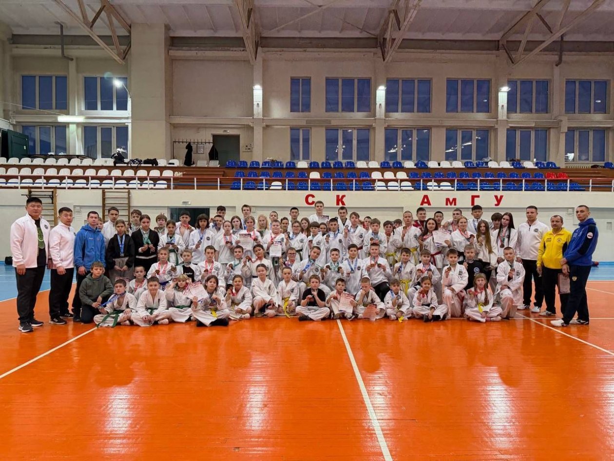 Участники соревнований предоставлено организаторами