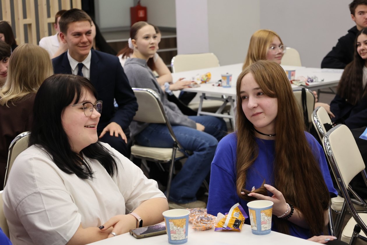 Тематическое фото Правительство Магаданской области