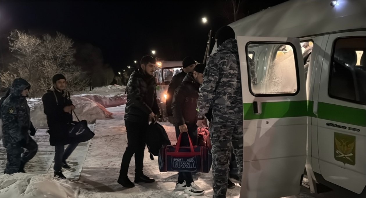 15 иностранных граждан, нарушавших закон, выдворены из России из Амурской области УФССП России по Амурской области