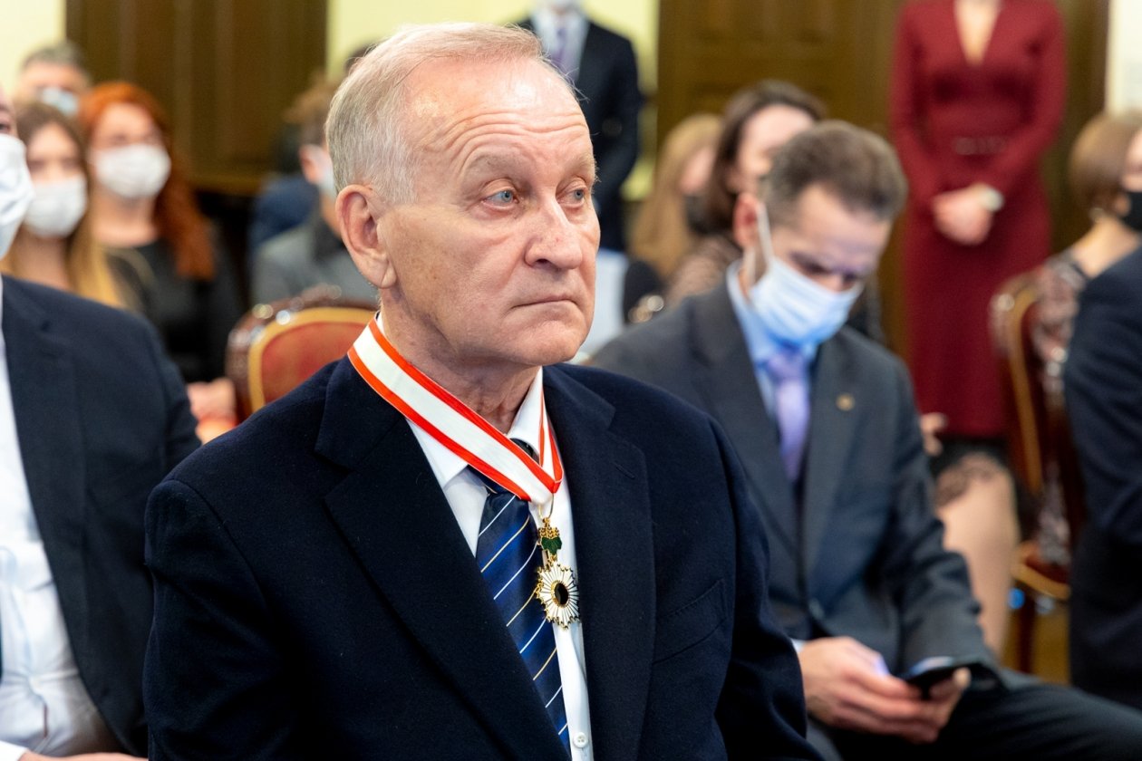 Геннадий Лазарев во время церемонии получения японского ордена Евгений Кулешов, ИА PrimaMedia