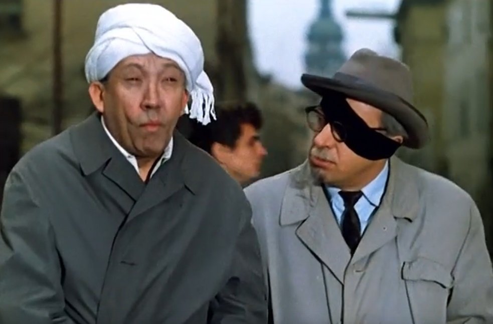 Кадр из фильма &quotСтарики-разбойники&quot (12+)