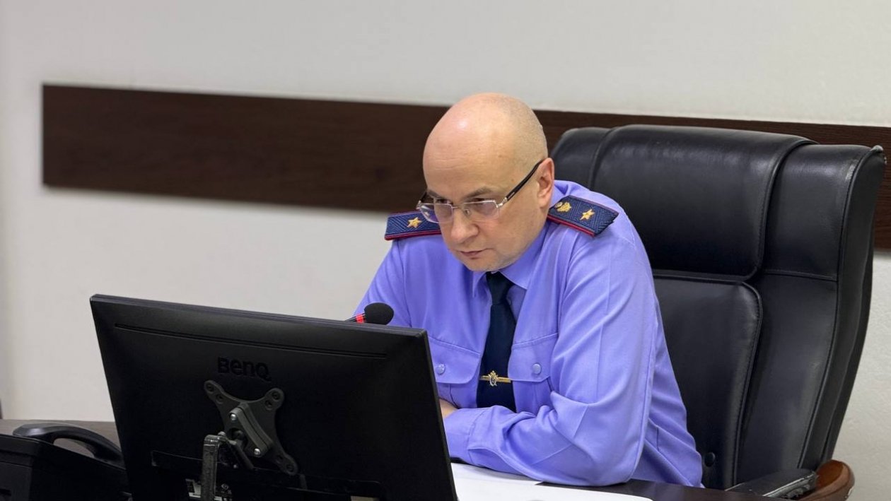 Глава СУ СКР Приангарья обсудил с жителями долг предприятия по зарплатам в Нижнеудинске Пресс-служба СУ СКР по Иркутской области