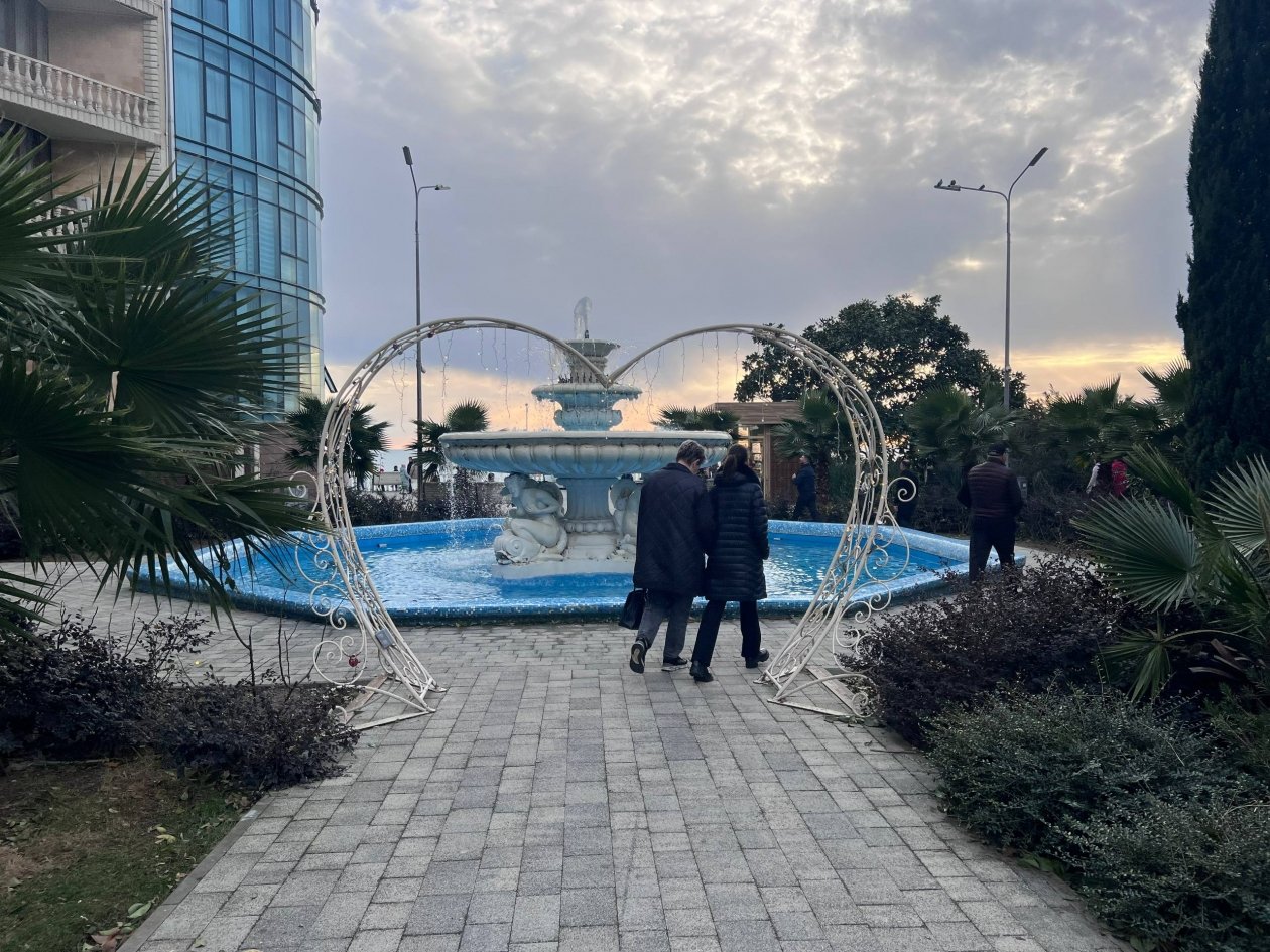 В Сочи и Краснодаре россияне зимой предпочитают отдыхать с друзьями Валерия Годовникова