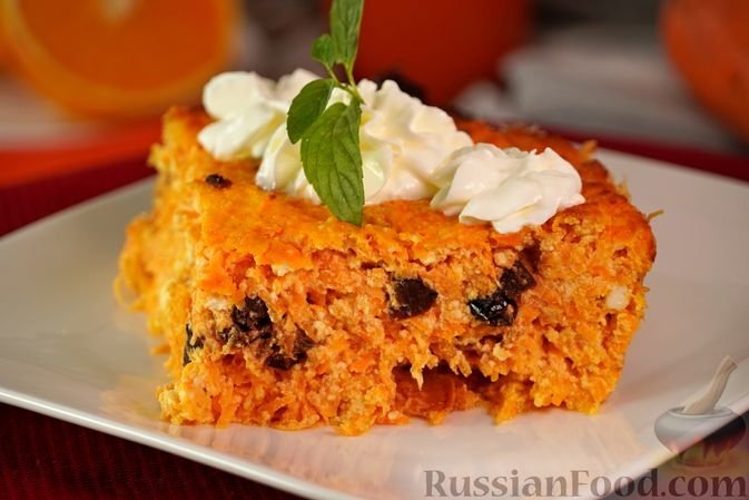 Морковно-творожная запеканка с черносливом russianfood.com