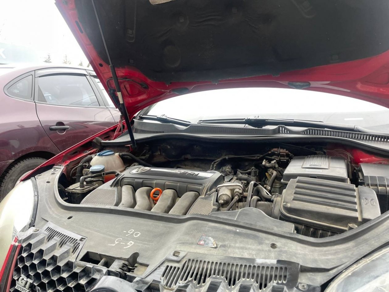 Как быстро растопить лед в бачке омывателя ИА SevastopolMedia