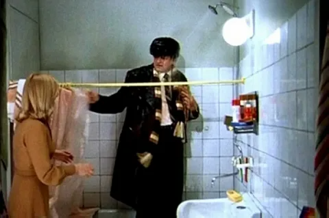 Тематическое фото кадр из фильма &quotИрония судьбы, или С легким паром&quot (12+), 1975 года, режиссер Эльдар Рязанов