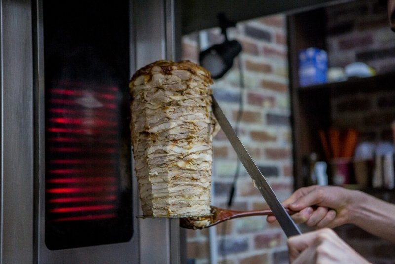 В Краснодаре проверили точки по продаже шаурмы по жалобам горожан Юлия Никитина