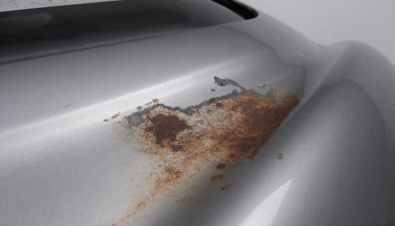 Механик раскрыл дешевый способ устранения коррозии: эффект уже через час - даже на старых авто ИИ Kandinsky (18+)