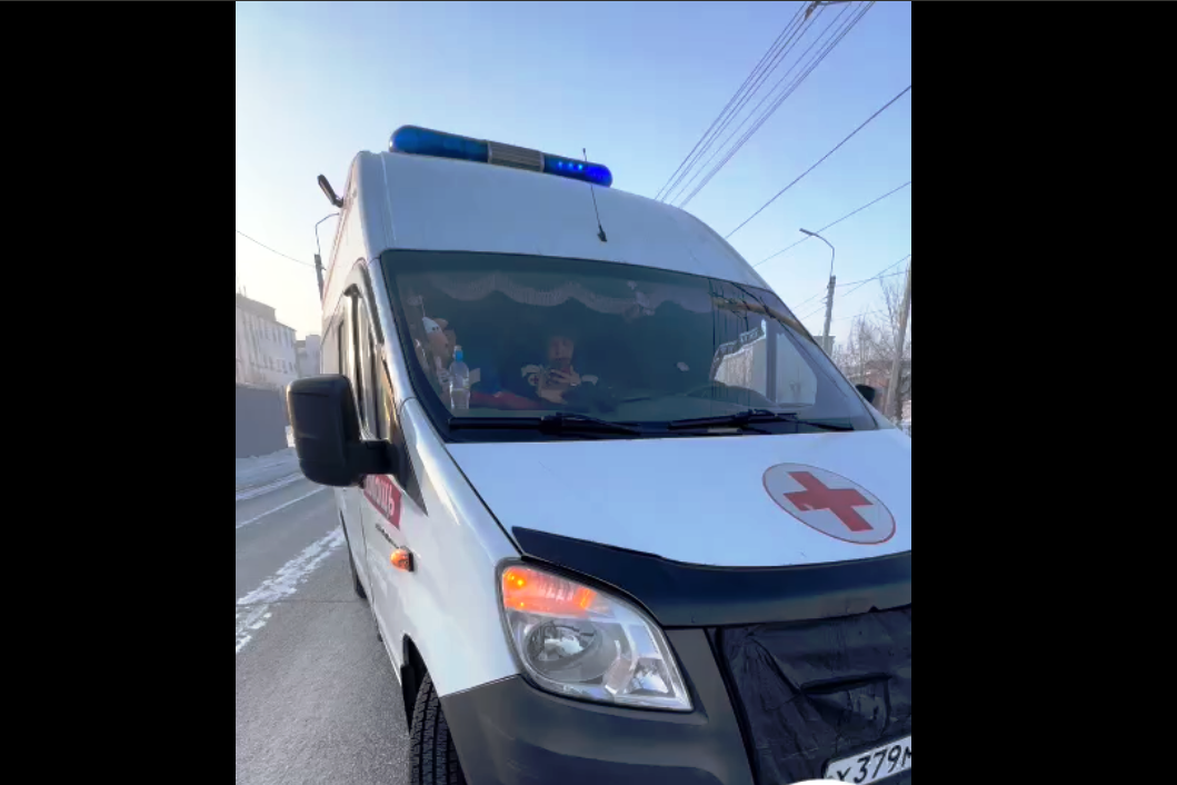 Скорая помощь попала в ДТП в Улан-Удэ телеграм-канал &quotАварком Кузов-Салон&quot