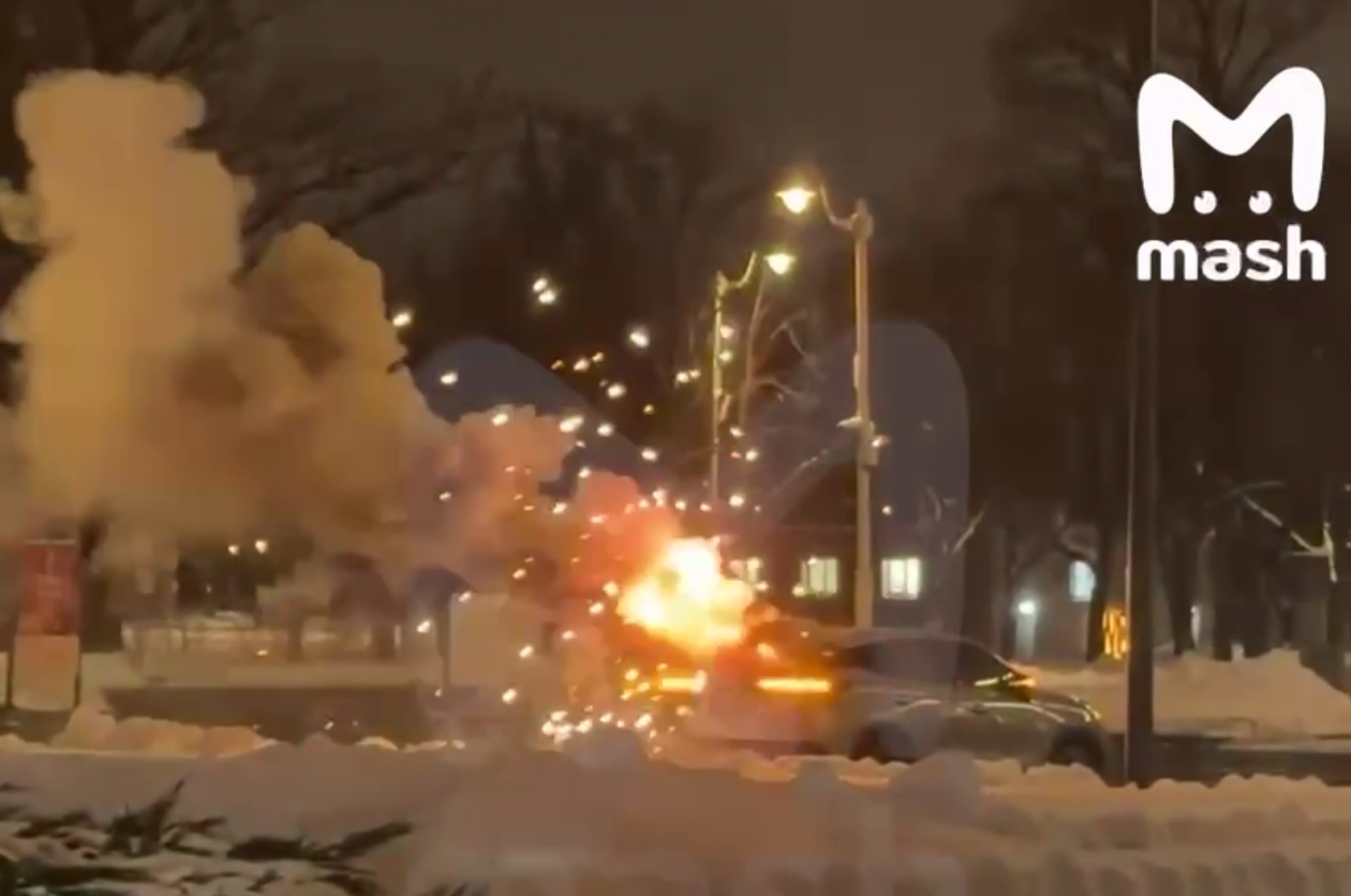 Тематическое фото Telegram / Mash (18+)